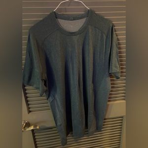 Men’s Lululemon XL Dark Blue Metal Vent